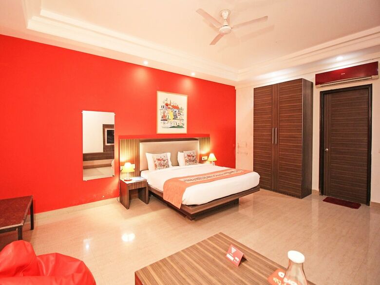 Hotel Oyo Flagship 273 Noida Expressway Sez