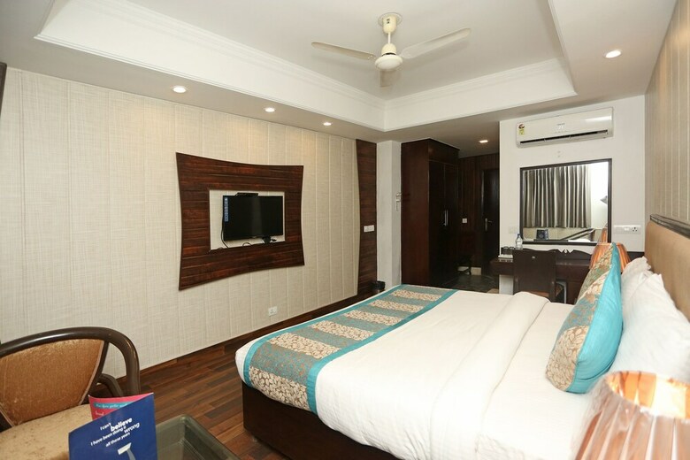 Hotel Oyo 11451 The Avenue Residency