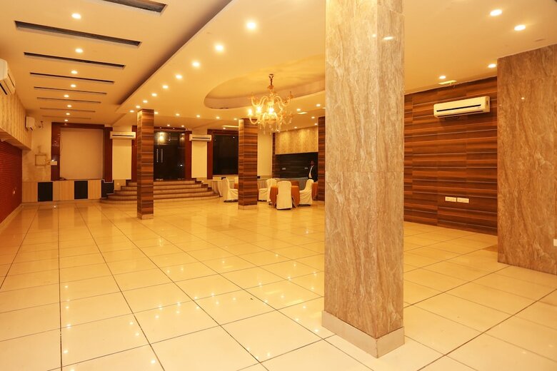 Hotel Oyo 11451 The Avenue Residency