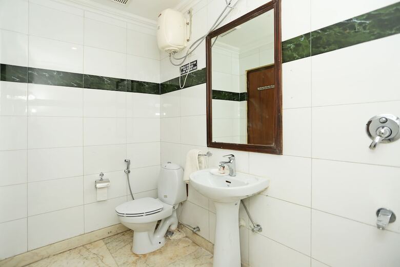 Hotel Oyo 11451 The Avenue Residency