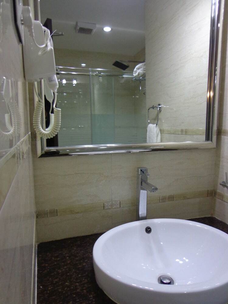 Hotel Ashwa Park