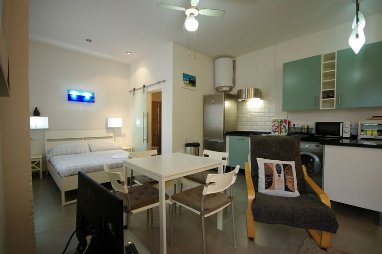 Apartamentos Estudio Moderno En Tarifa A Pie de Playa - 368
