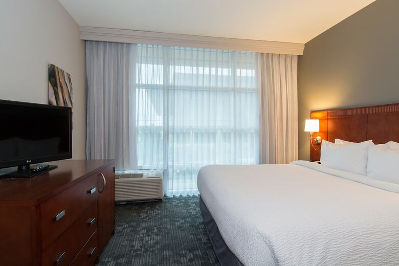 Hotel Courtyard By Marriott Columbia Downtown At Usc