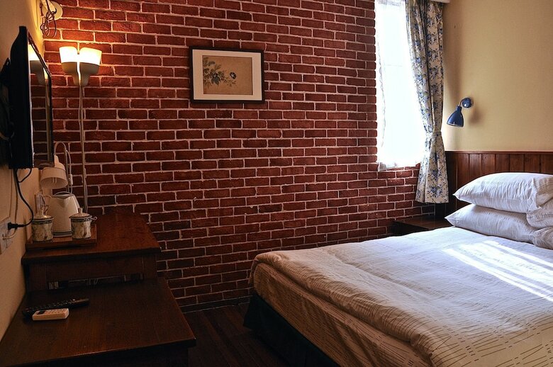 Hostal Le Tour Traveler's Rest Youth Hostel