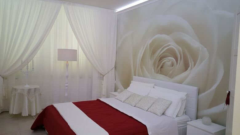 B&B Euthalia