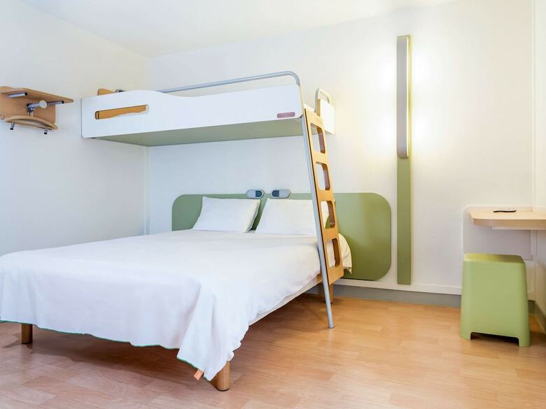 Hotel Ibis Budget Caen H�rouville