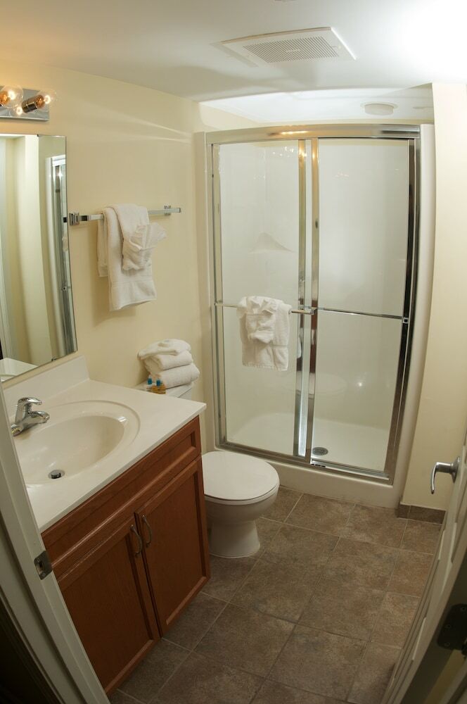 Bahama Sands Luxury Condominiums By Oceana Resorts