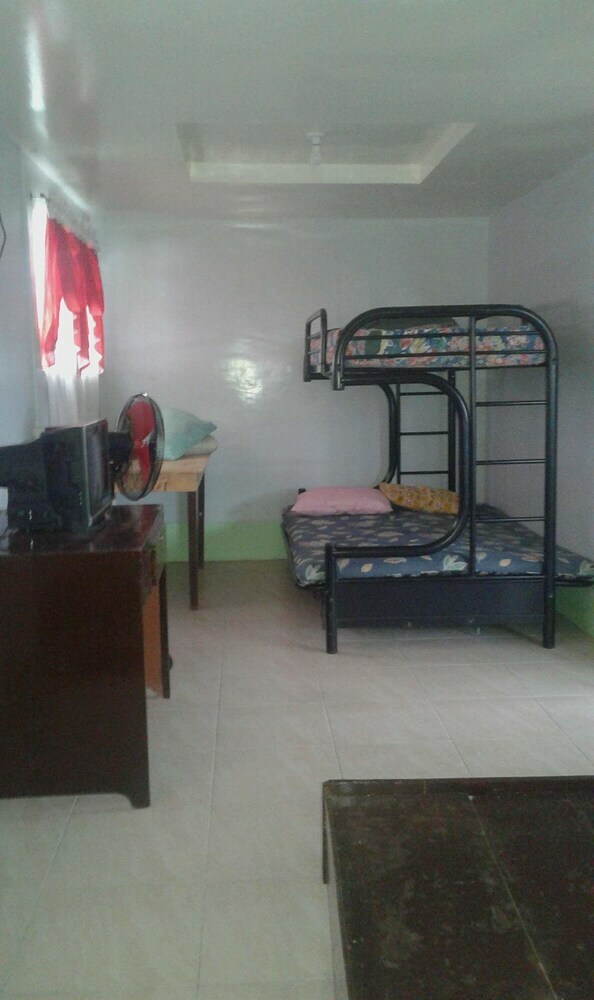Hotel Buena Lynne's Resort Annex