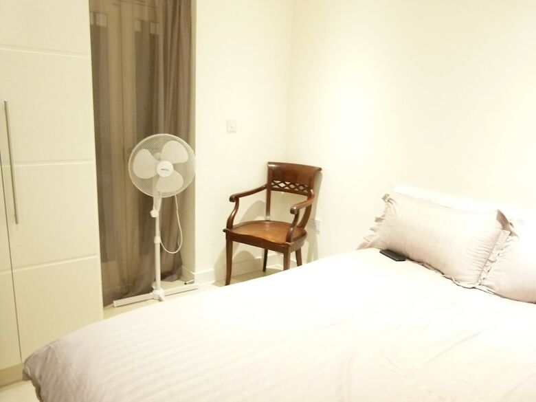 Ss Property Hub - Large Apartment Near Hyde Park
