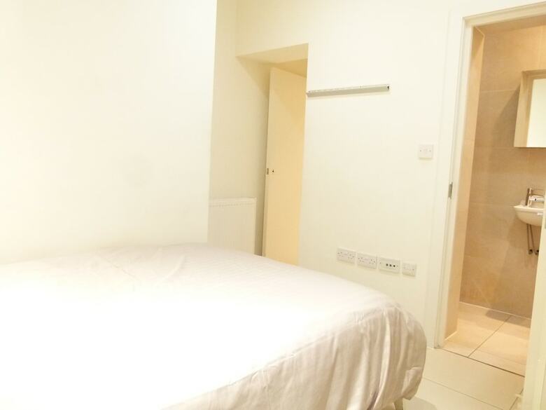 Ss Property Hub - Large Apartment Near Hyde Park