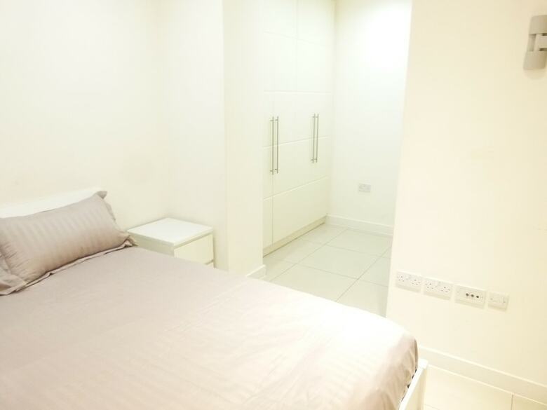 Ss Property Hub - Large Apartment Near Hyde Park