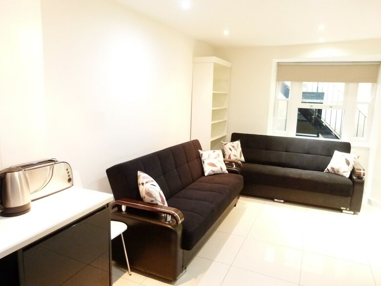 Ss Property Hub - Large Apartment Near Hyde Park