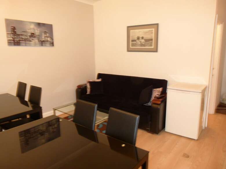 Ss Property Hub ? Apartment Close To Hyde Park