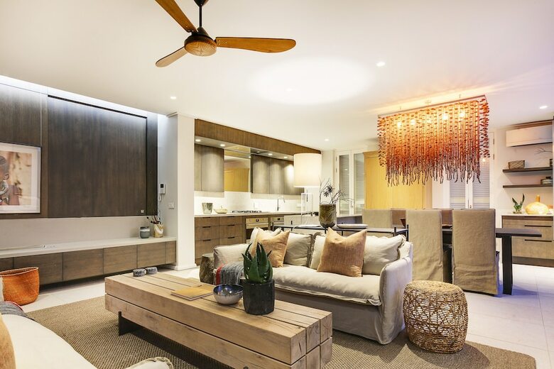 53 On Napier - Three Bedroom Apartment, Sleeps 6