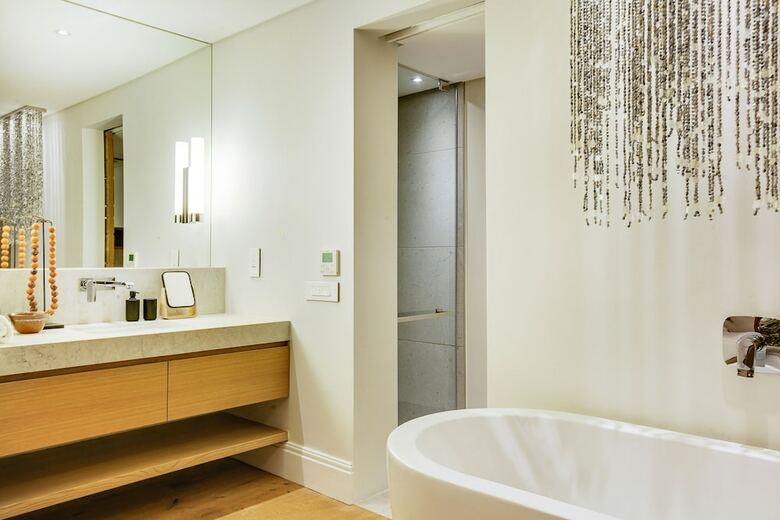 53 On Napier - Three Bedroom Apartment, Sleeps 6