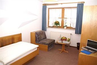 Hostal Gasthaus Und Landhotel Wiedmann