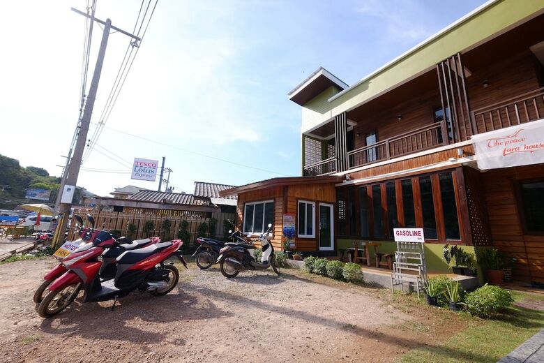 Hotel The Peace Tara House