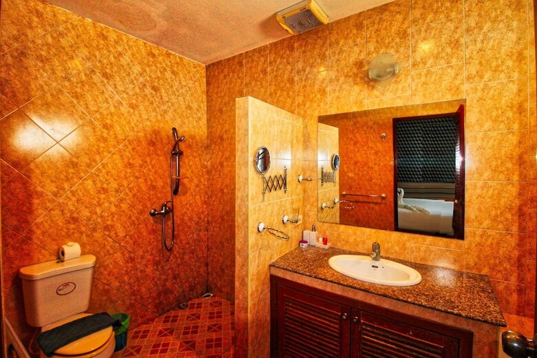 Grande Adam Pool Villa