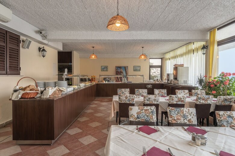 Hotel Villas Plat