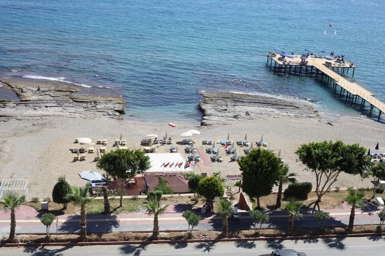 San Francisco Beach Hotel