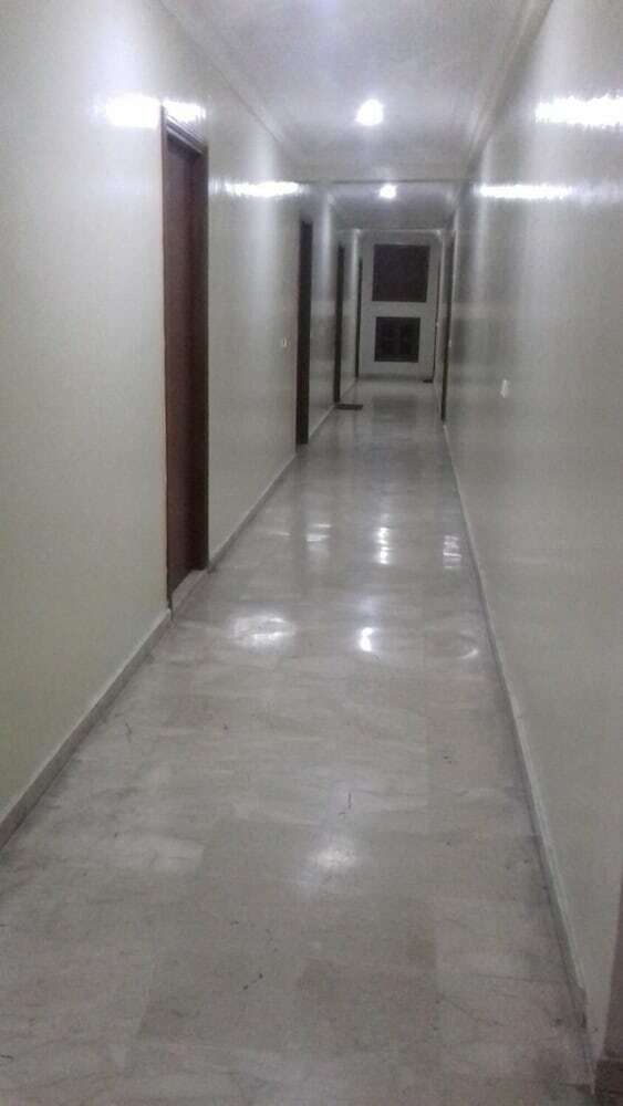 Apartamentos La Holly