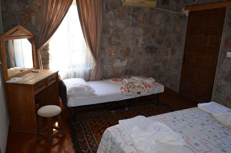 Bed & Breakfast Faralya Limon Hotel