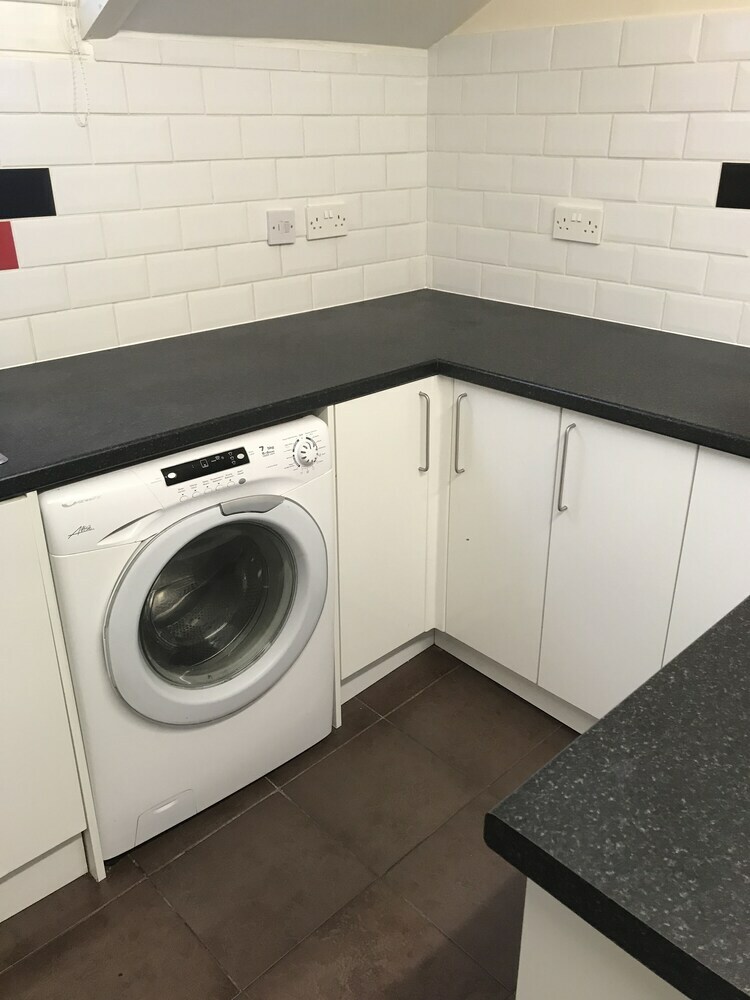Old Trafford Apartment