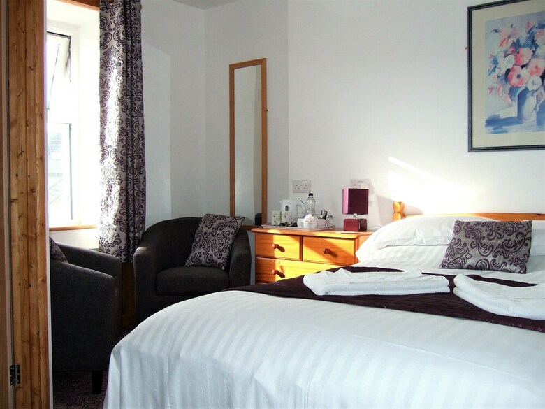 Bed & Breakfast Links Side Guest House