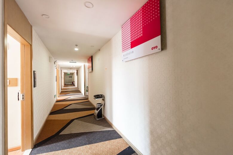 Oyo 8011 Hotel