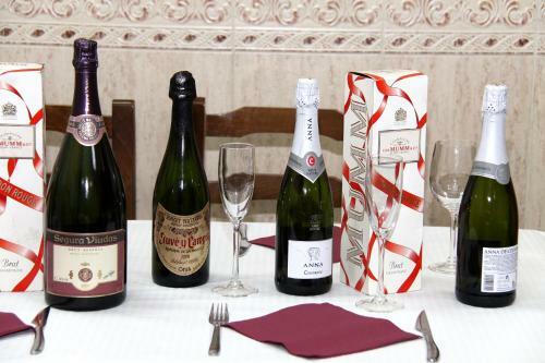 Hostal La Mas�a