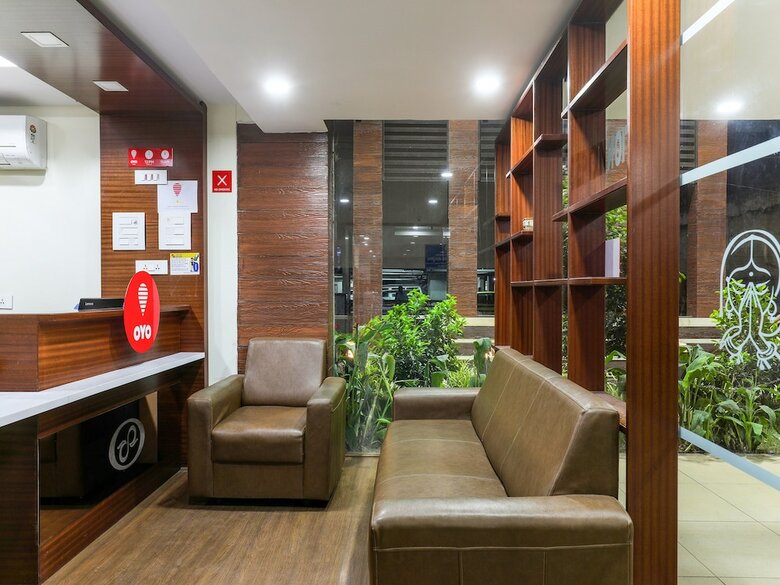 Hotel Oyo 9053 Capital Residency