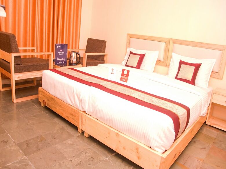 Hotel Oyo 8485 Near Rk Beach