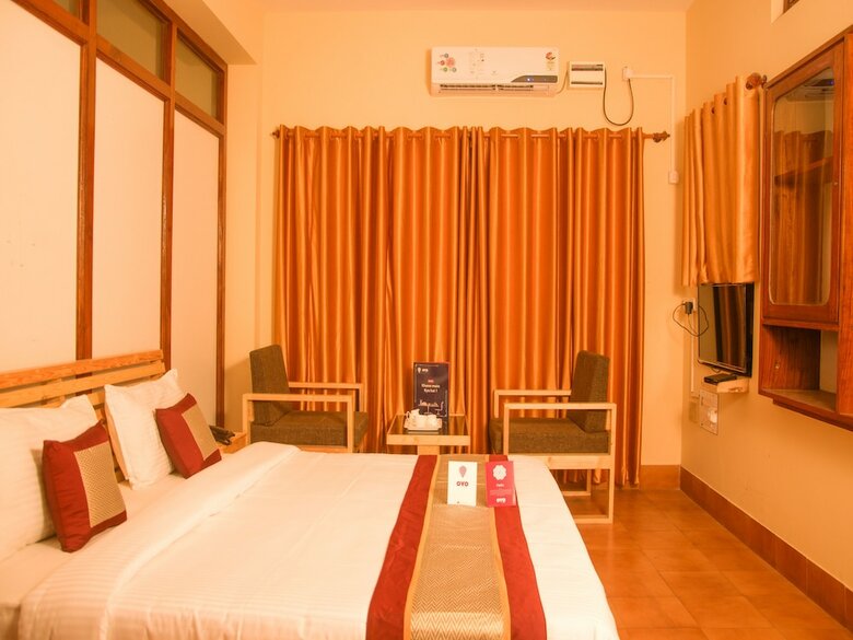Hotel Oyo 8485 Near Rk Beach
