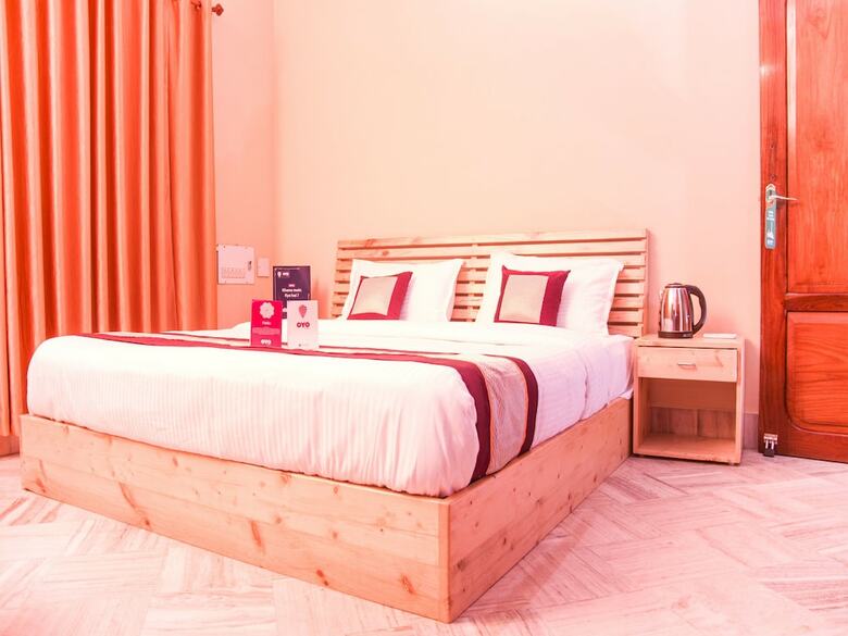 Hotel Oyo 8485 Near Rk Beach