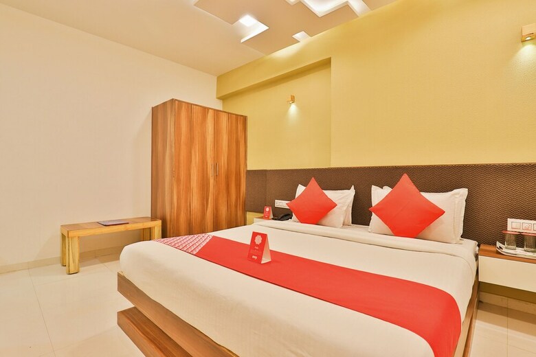 Oyo 10749 Hotel Neelkanth Bliss
