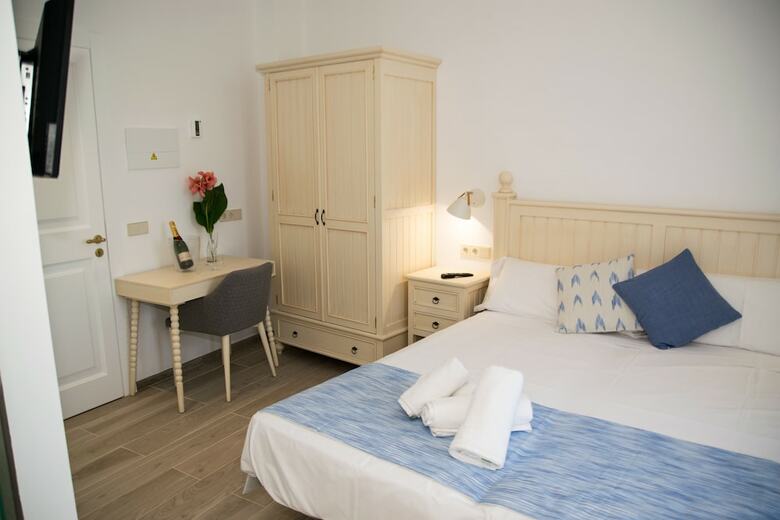 Petit Hotel Sant Miquel - Adults Only