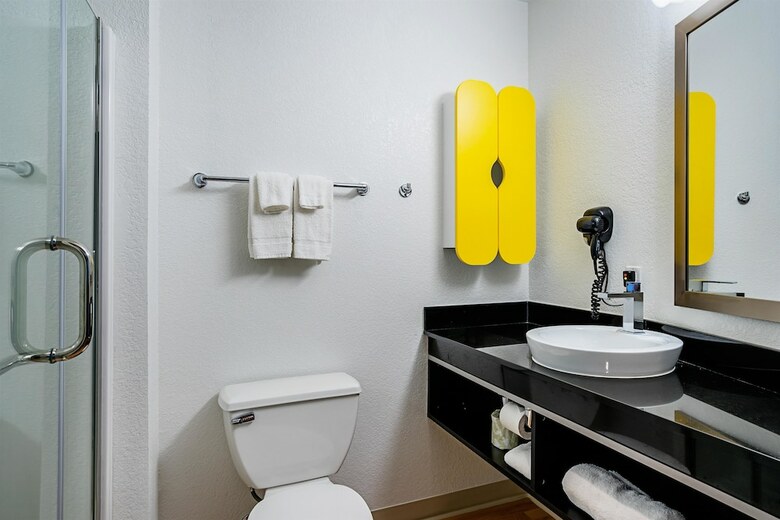 Aparthotel Studio 6 Buda, Tx