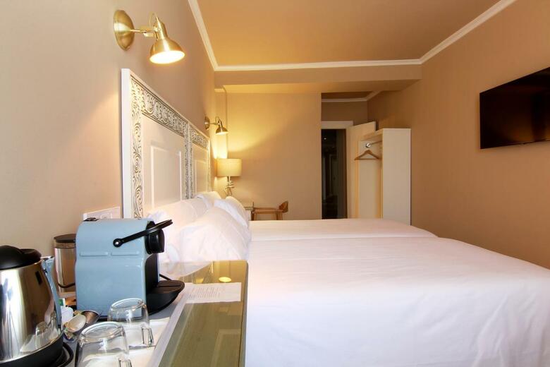 Hostal Los Casta�uelos