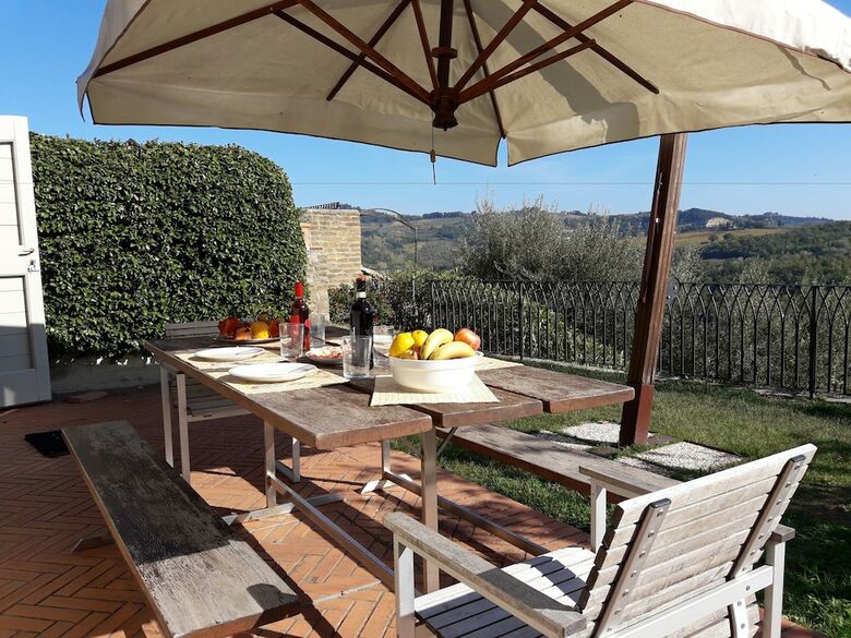 Agroturismo La Rocca Di Montalbino