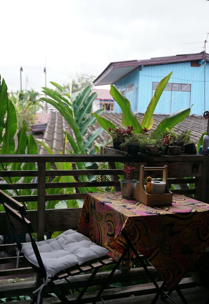 Hotel Kaampuju Cafe And Rooms