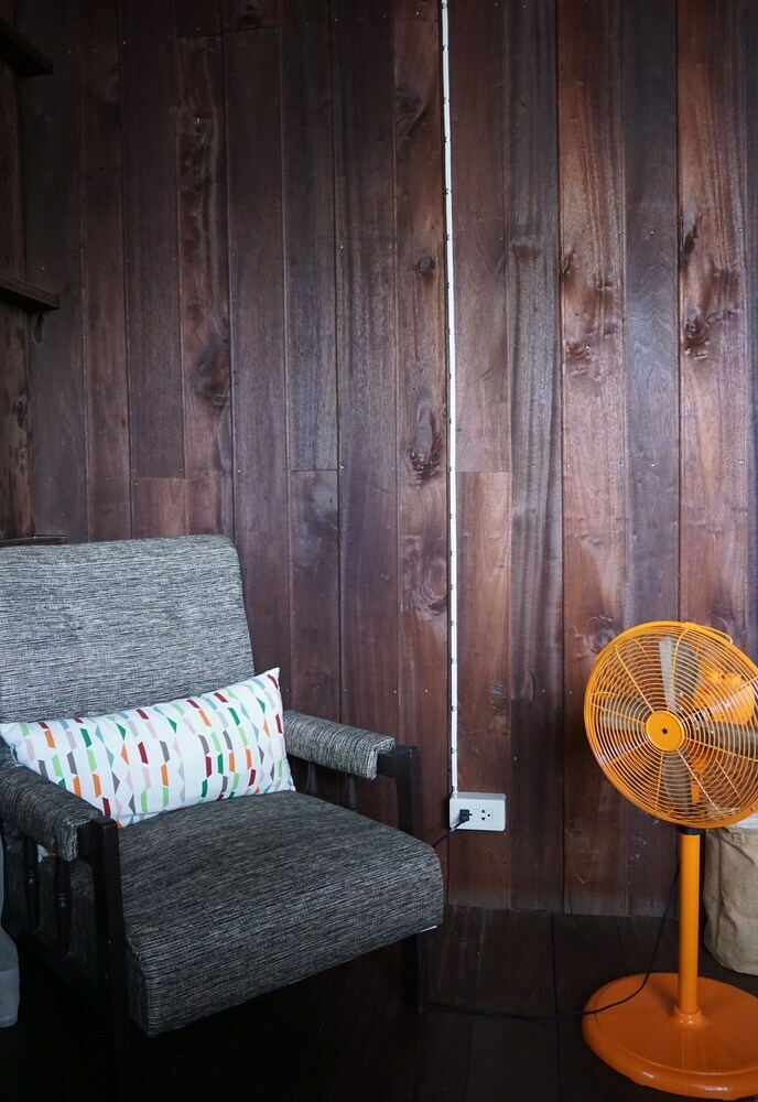 Hotel Kaampuju Cafe And Rooms