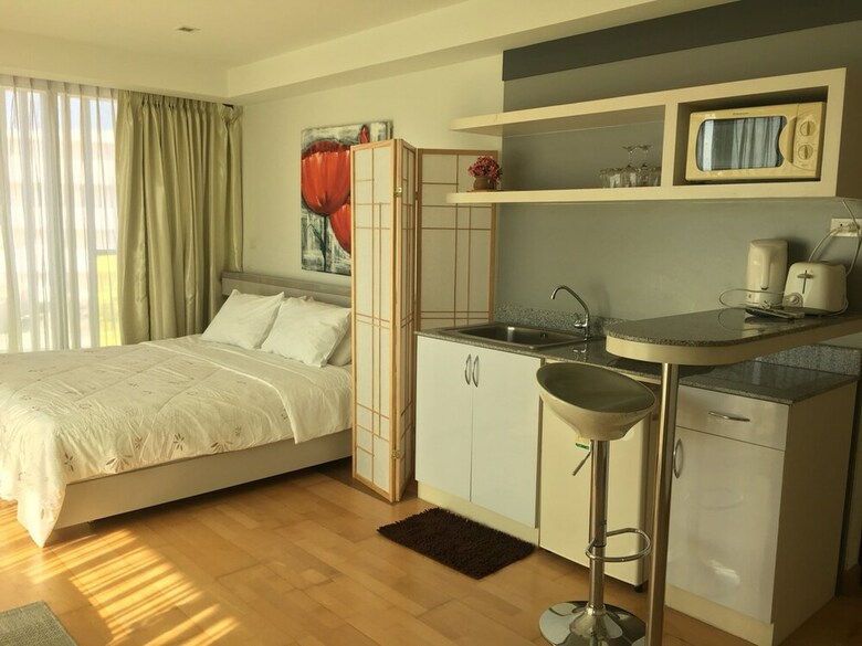 Hua Hin Beach Rocco Condo By Thr