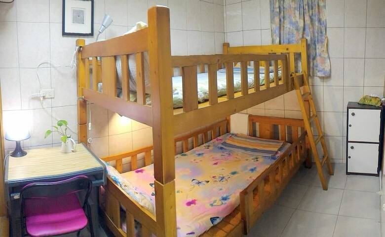 Hostal La Pace Hostel