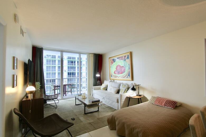 Aparthotel Opera Tower By Suarez Vacation Rentals