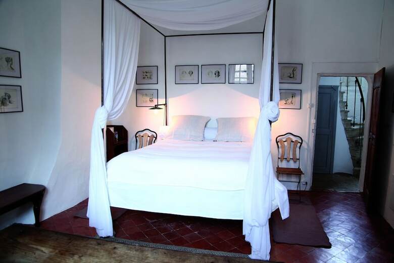 Hotel Chambres D'h�tes Saint-sauveur