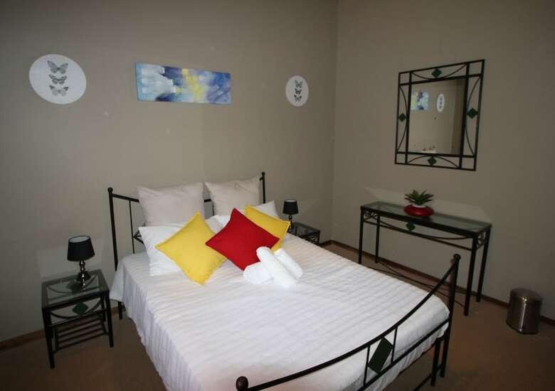 Hotel Waterfall Guesthouse