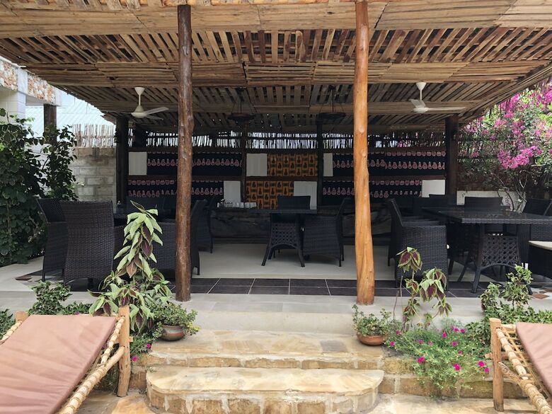Bed & Breakfast Tamani Villas Annex