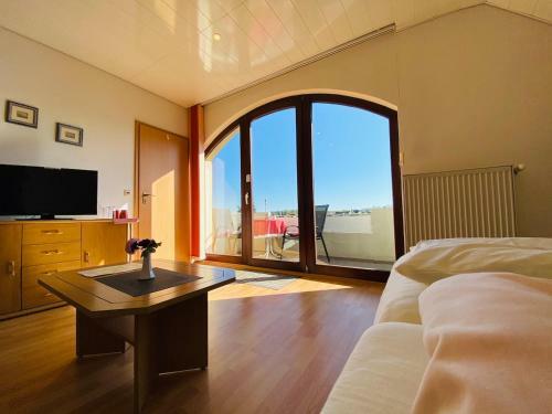 Hostal Hotel Pension Schmitt