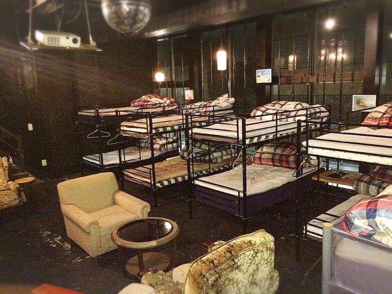 Hostal Cafe & Guest House Sofarii - Hostel