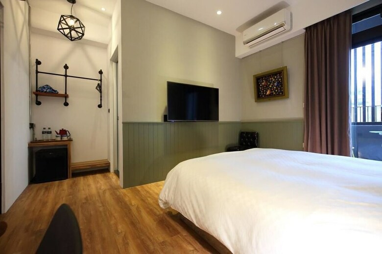 Hotel Midori Hostel